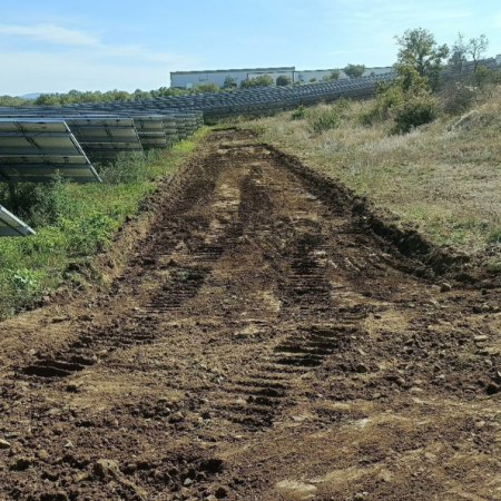 ENLÈVEMENT DE DÉBLAIS  PARC PHOTOVOLTAÏQUE 3.png